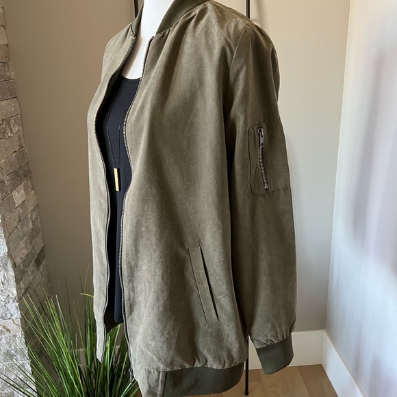 Never worn Long Bomber Jacket - Picture 3 of 8
